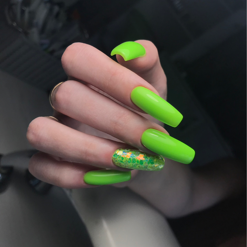 Наращивание + маникюр + покрытие(короткие)