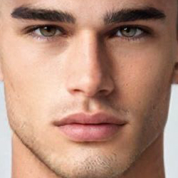 Щеки мужчины