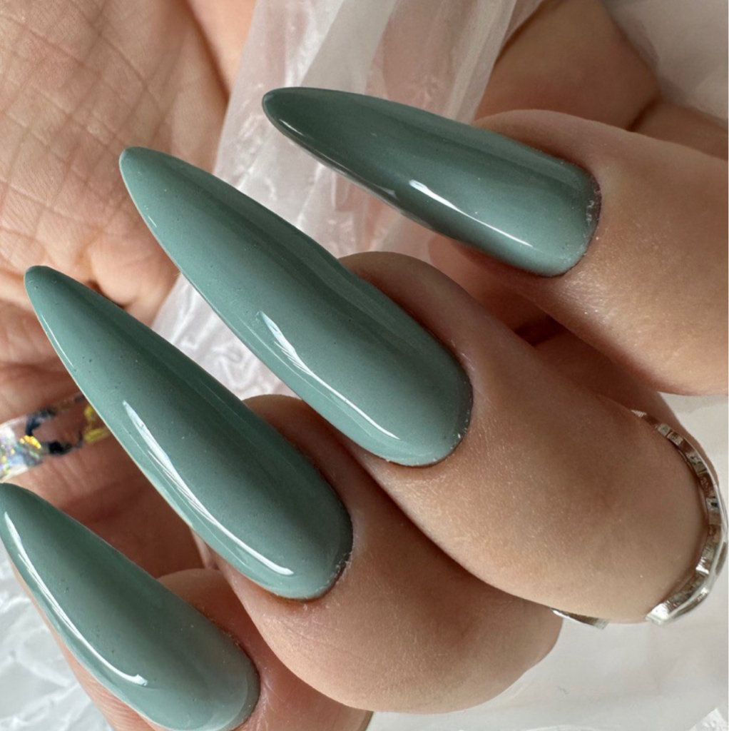 Наращивание +однотонное покрытие