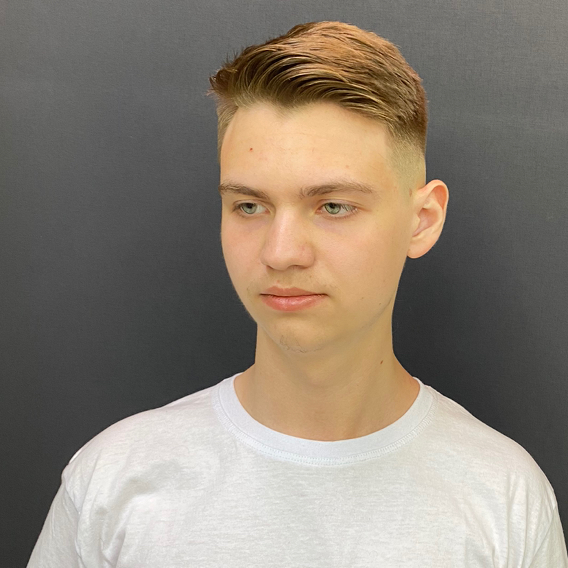Модельная мужская стрижка