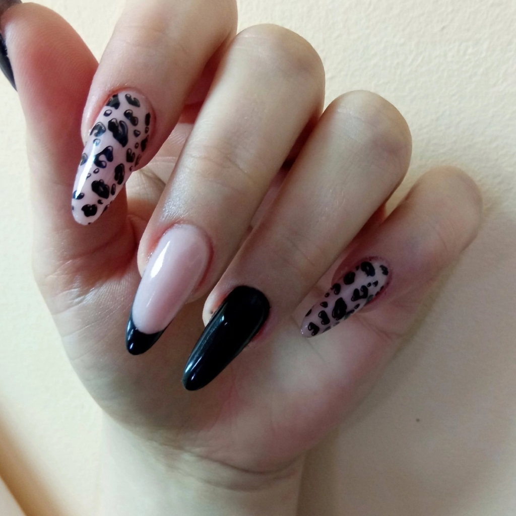 Наращивание ногтей