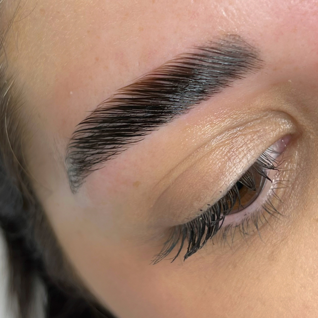 Ламинирование бровей( коррекция, ламинация, окрашивание)