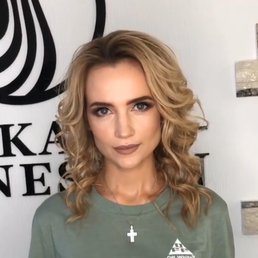 Стрижка с укладкой "локоны"