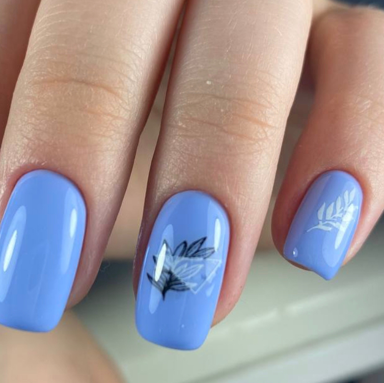 Маникюр с покрытием гелем, гель лаком + дизайн на 2-4 ногтях