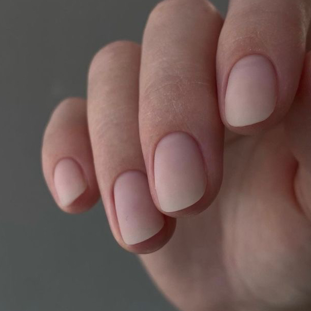 Аппартаный/комбинированый маникюр без покытия