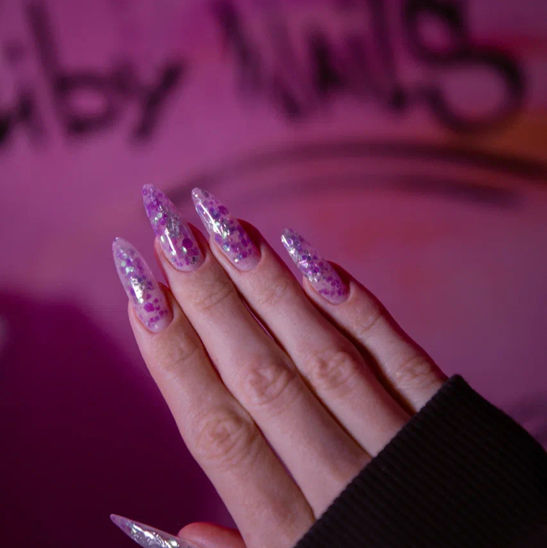 Маникюр  (без покрытия)