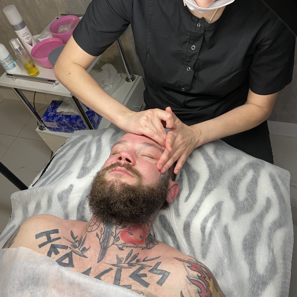 Классический массаж лица