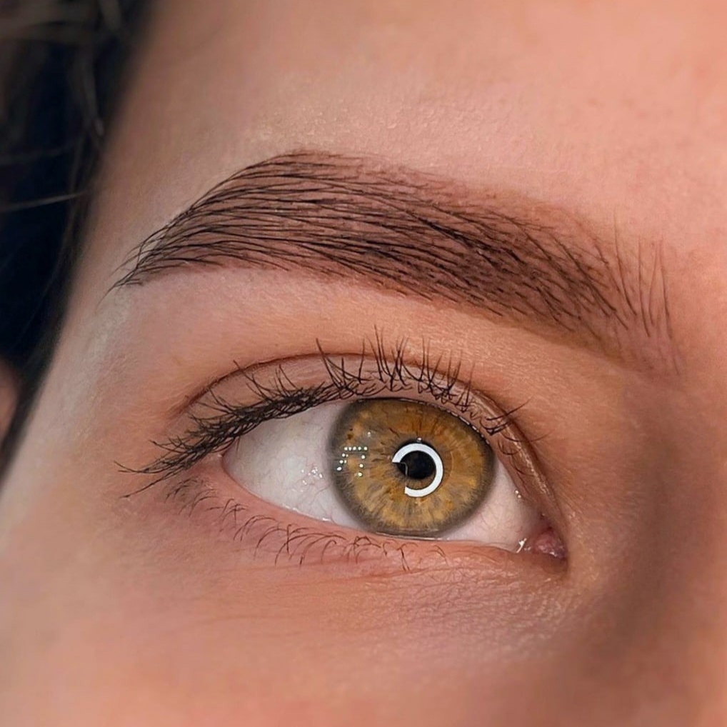 BROWS: Коррекция бровей