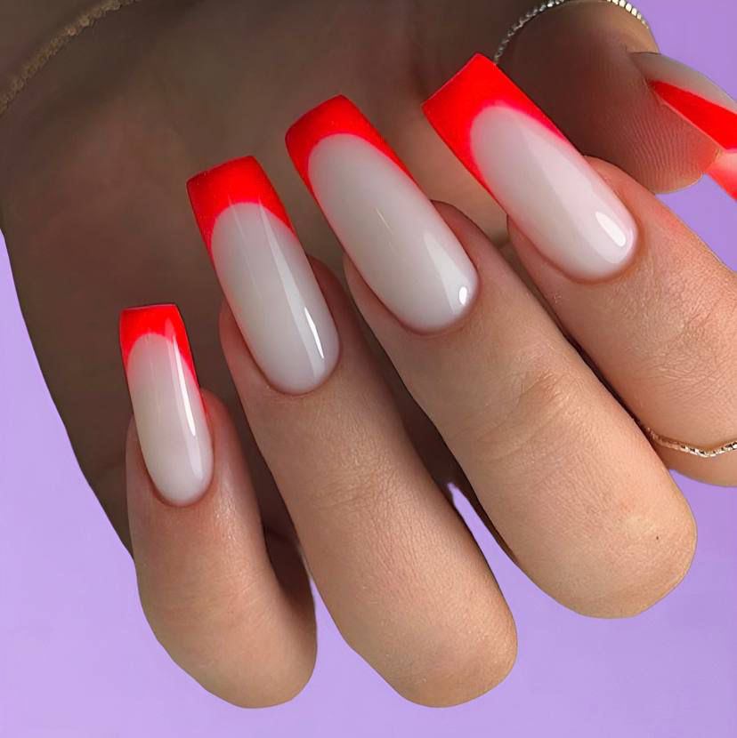 Наращивание ногтей гелевыми типсами