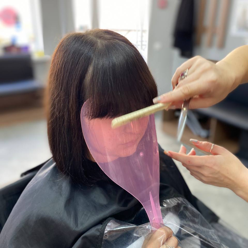 стрижка челки