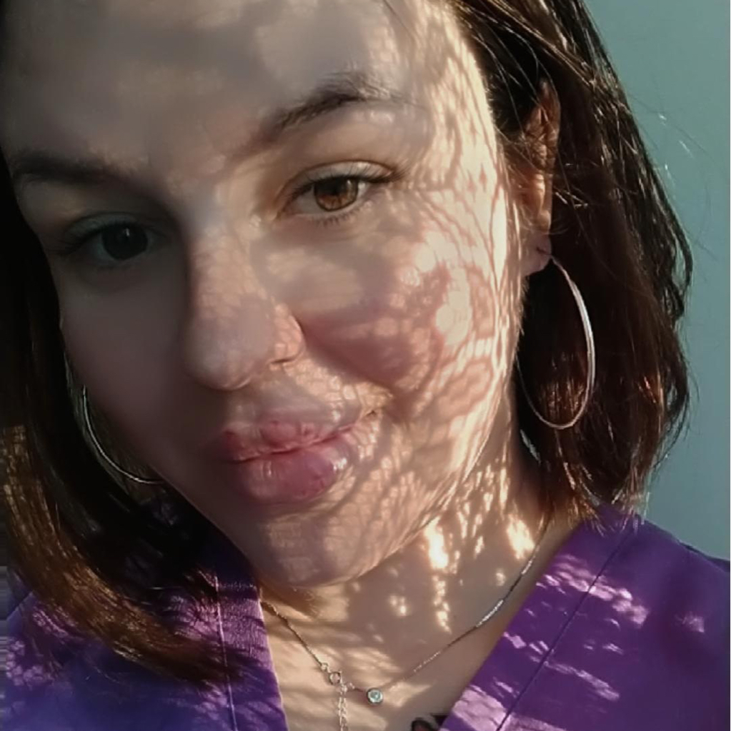 Маникюр с покрытием гель-лак