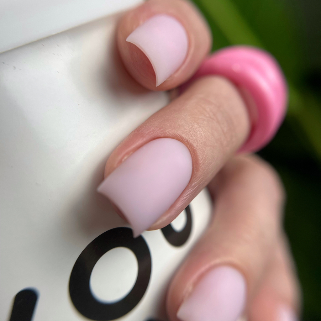 Маникюр с покрытием гель лак (однотон)