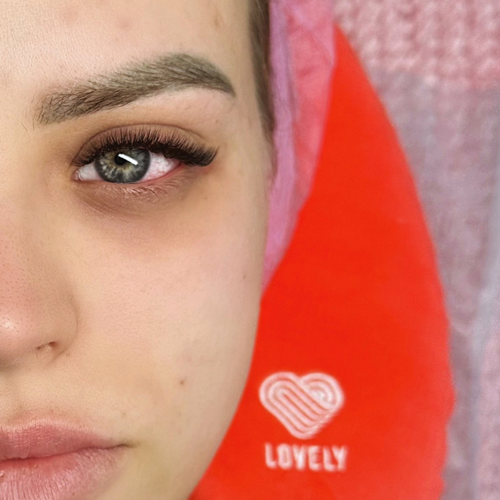 Наращивание ресниц 3д