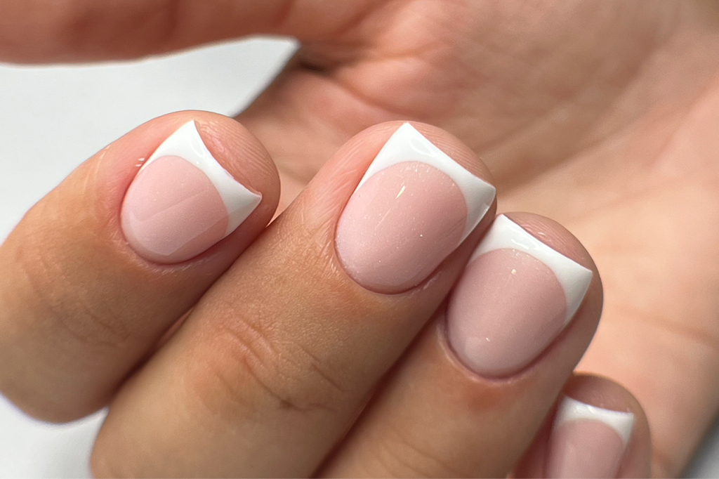 Маникюр + покрытие френч