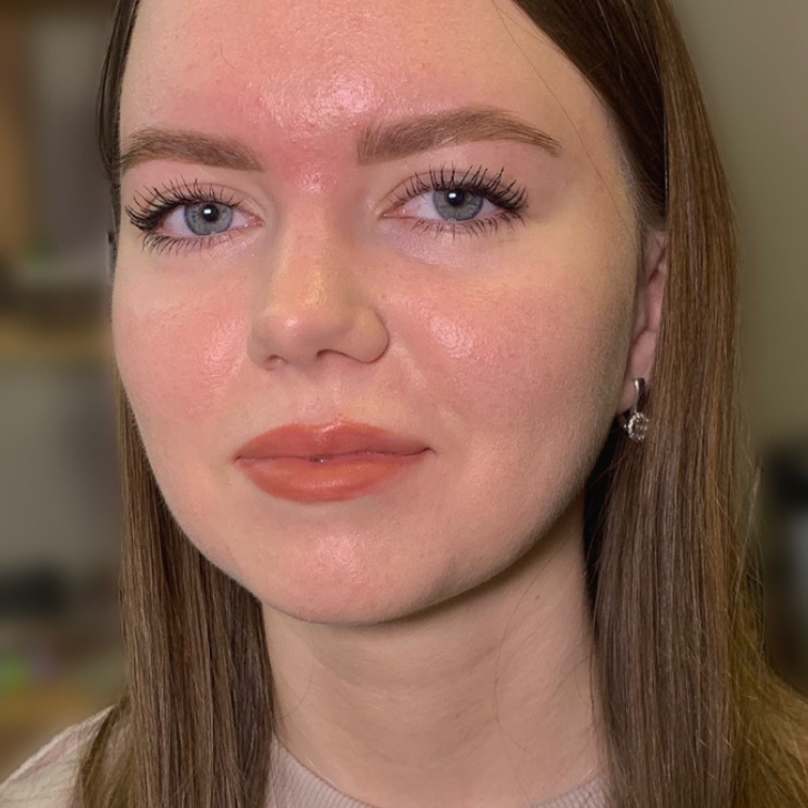 Окрашивание бровей+коррекция