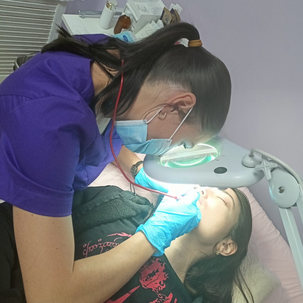 Электроэпиляция Лицо, Грудь, Живот. Обезбол.крем-300руб(если нужно)