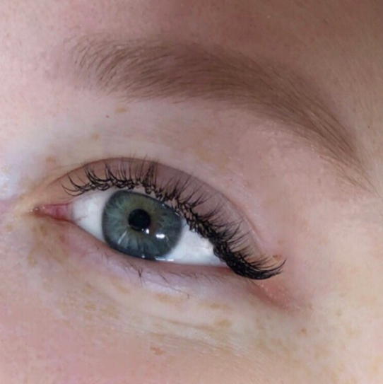 Классика (наращивание ресниц)