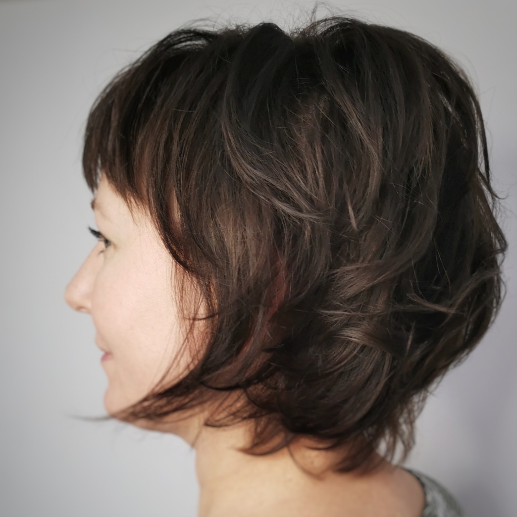 Укладка коротких волос на брашинг