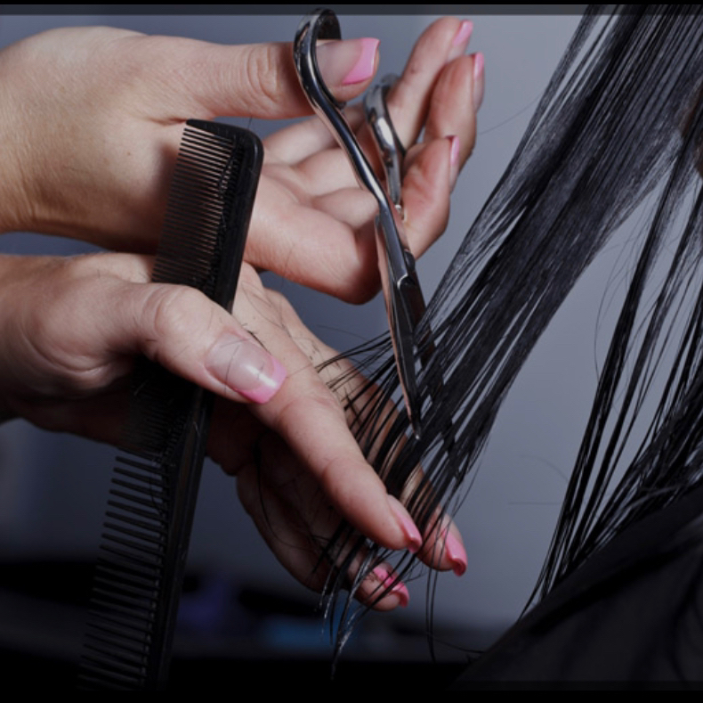 Стрижки/ средняя длина/ в подарок укладка и мытье