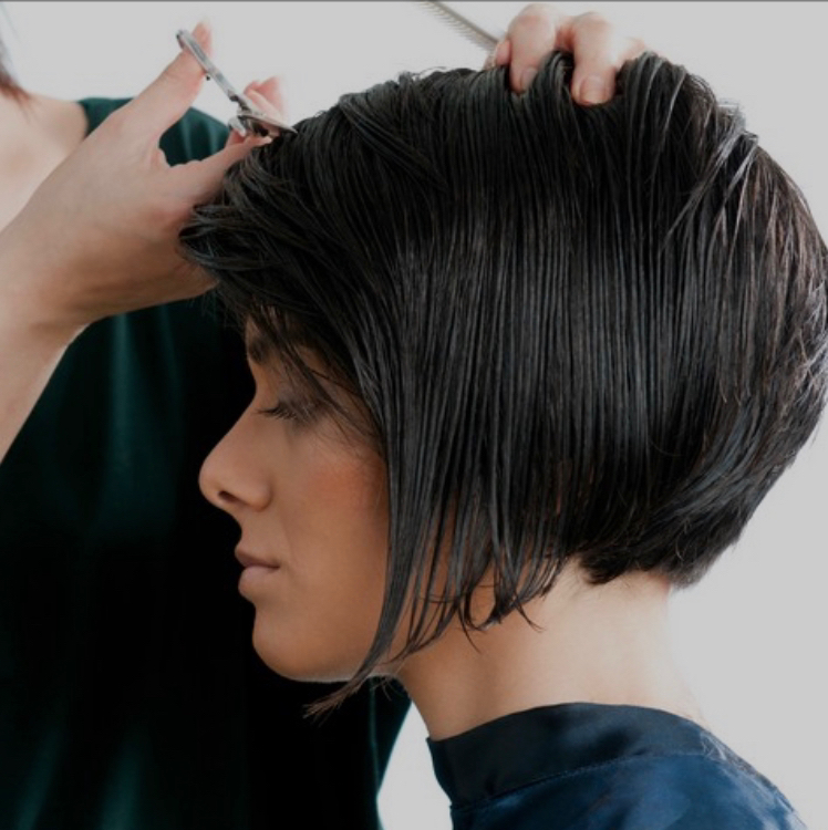 Стрижка каре/ боб/пикси/на удлинение/ мытье/ с укладкой