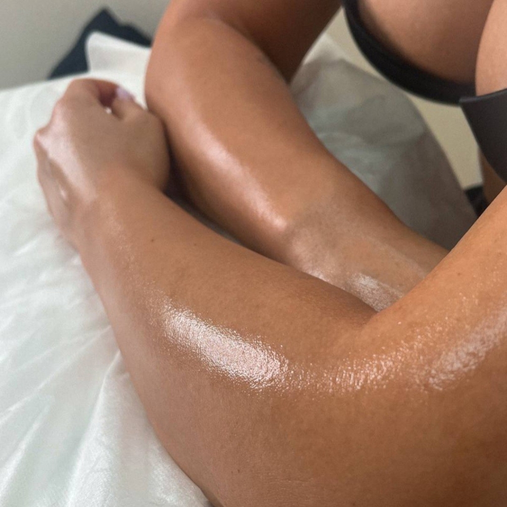 Руки До Локтя