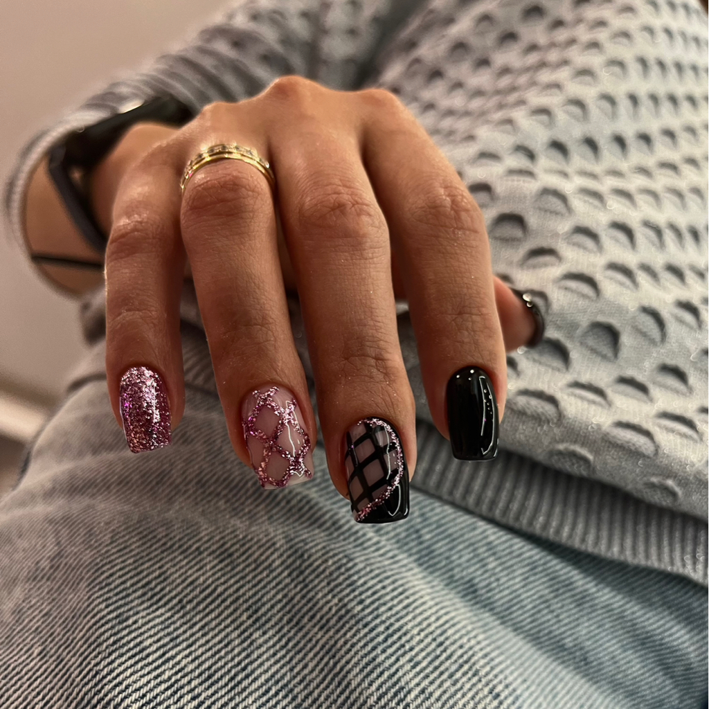 Маникюр + дизайн