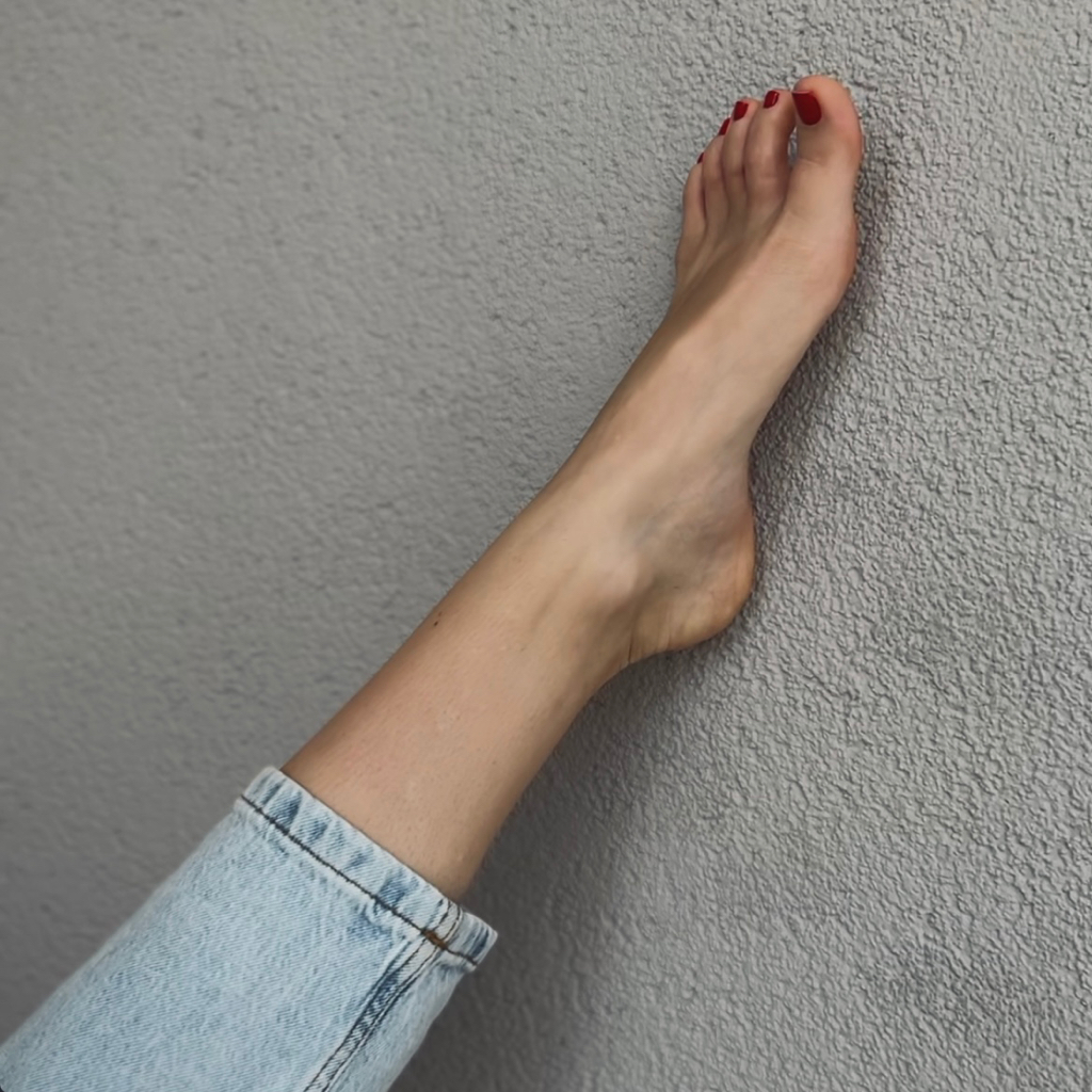 Просто (обработка пальчиков или пяточек)