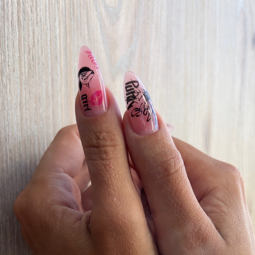 Маникюр длинные L(5-8) нюдовое покрытие