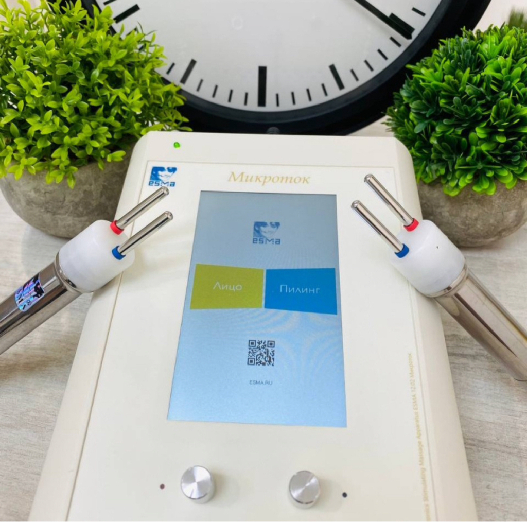 Микротоковая терапия шеи и декольте