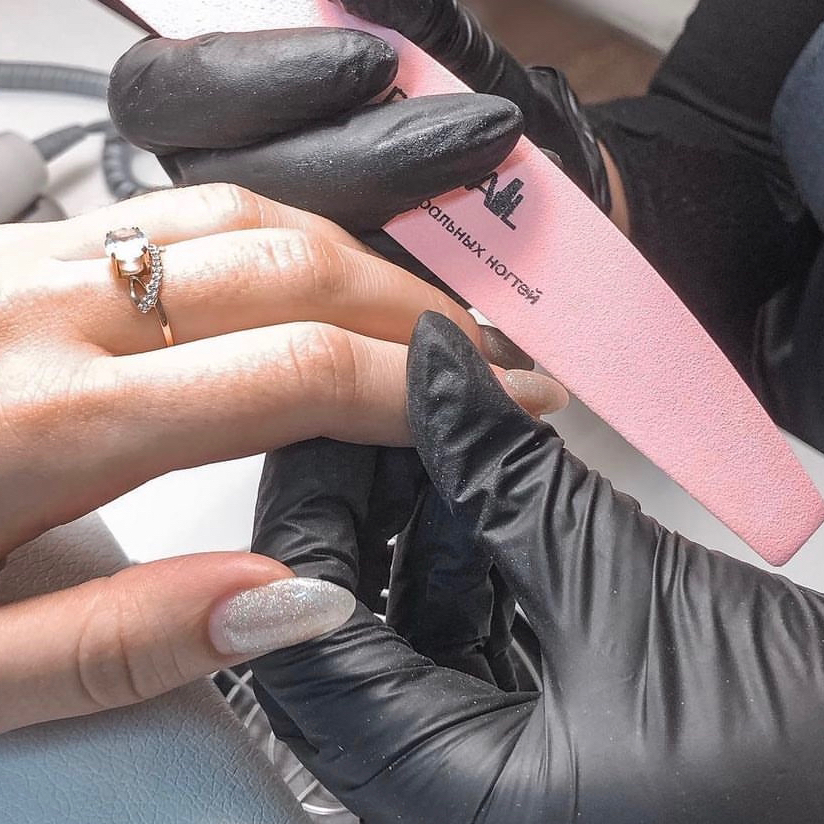 коррекция наращенных ногтей