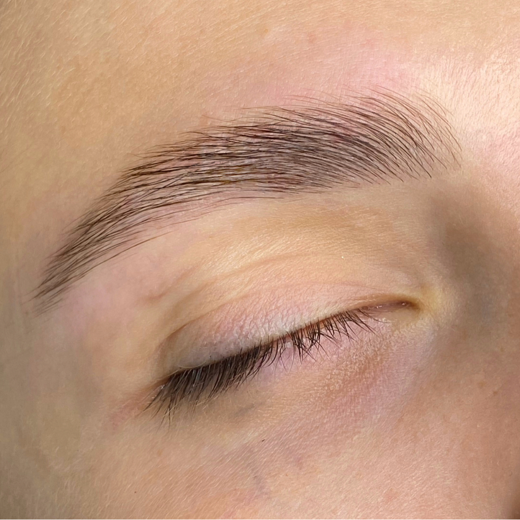 Ламинирование бровей | коррекция или окрашивание