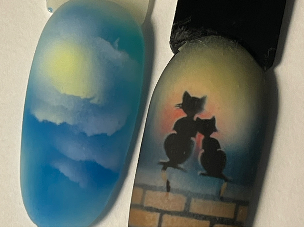 Маникюр +покрытие+роспись ногтей Категория ТОП-мастер