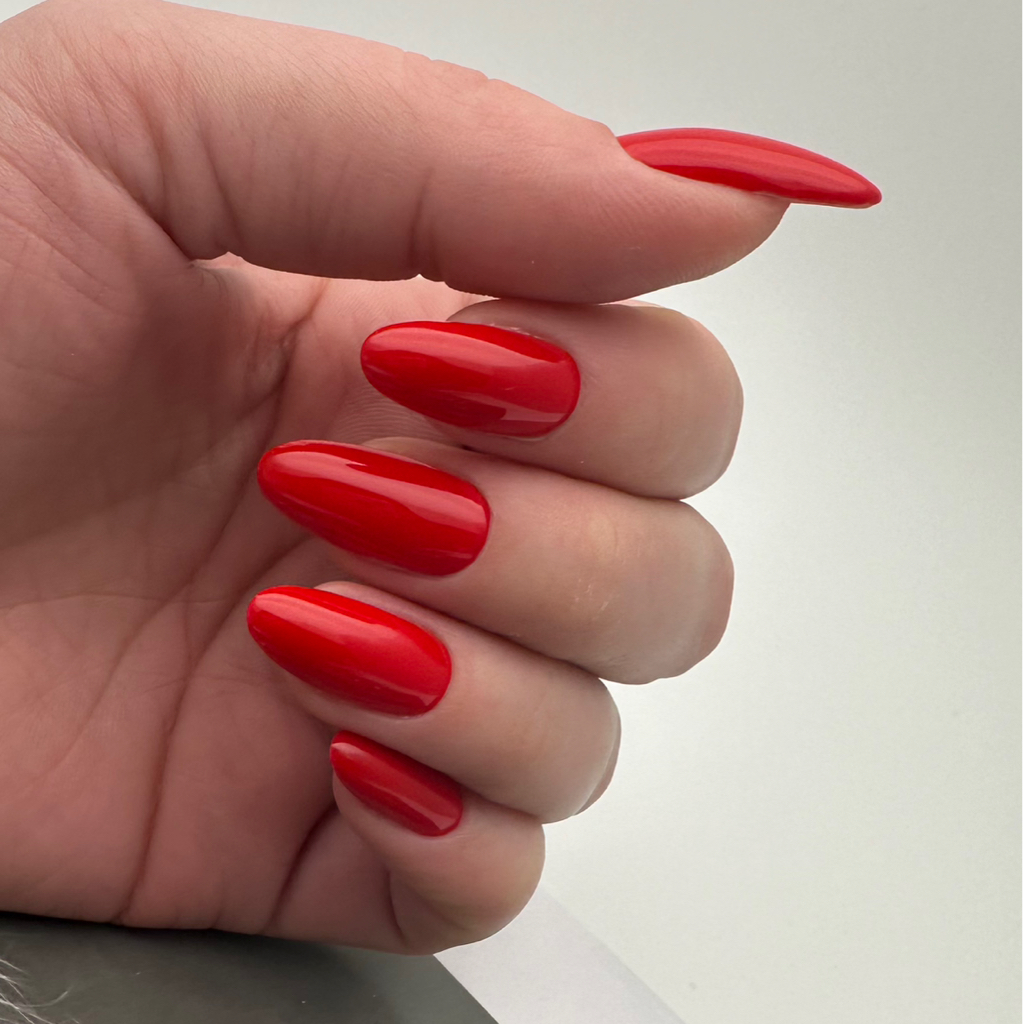 Маникюр с покрытием (однотон)