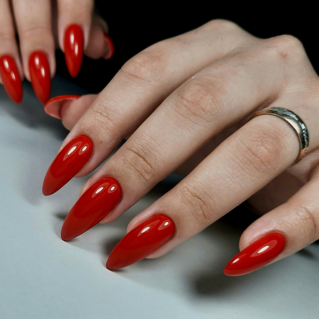 маникюр с укреплением и покрытием гель-лак