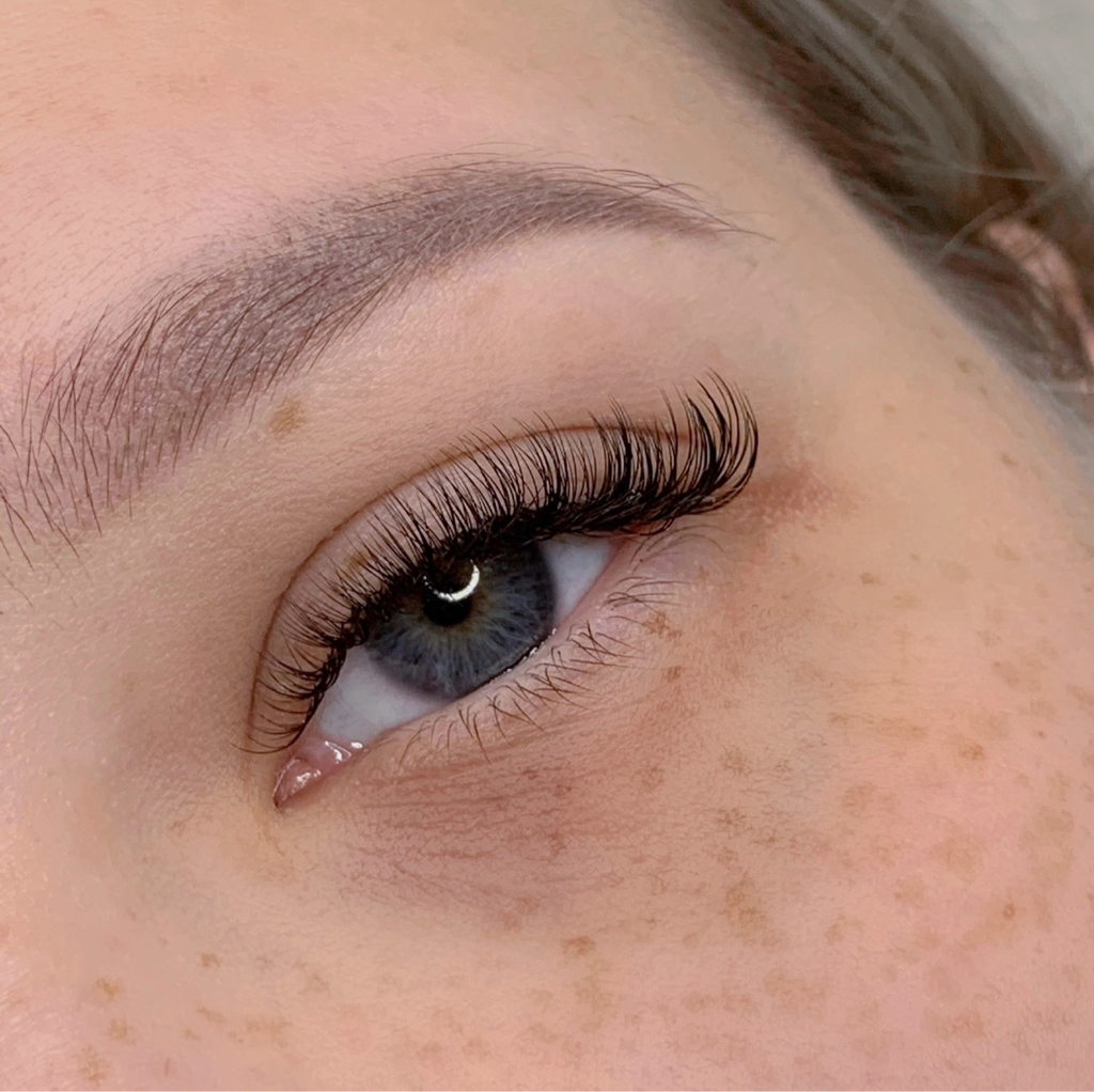 Наращивание ресниц 1,5D