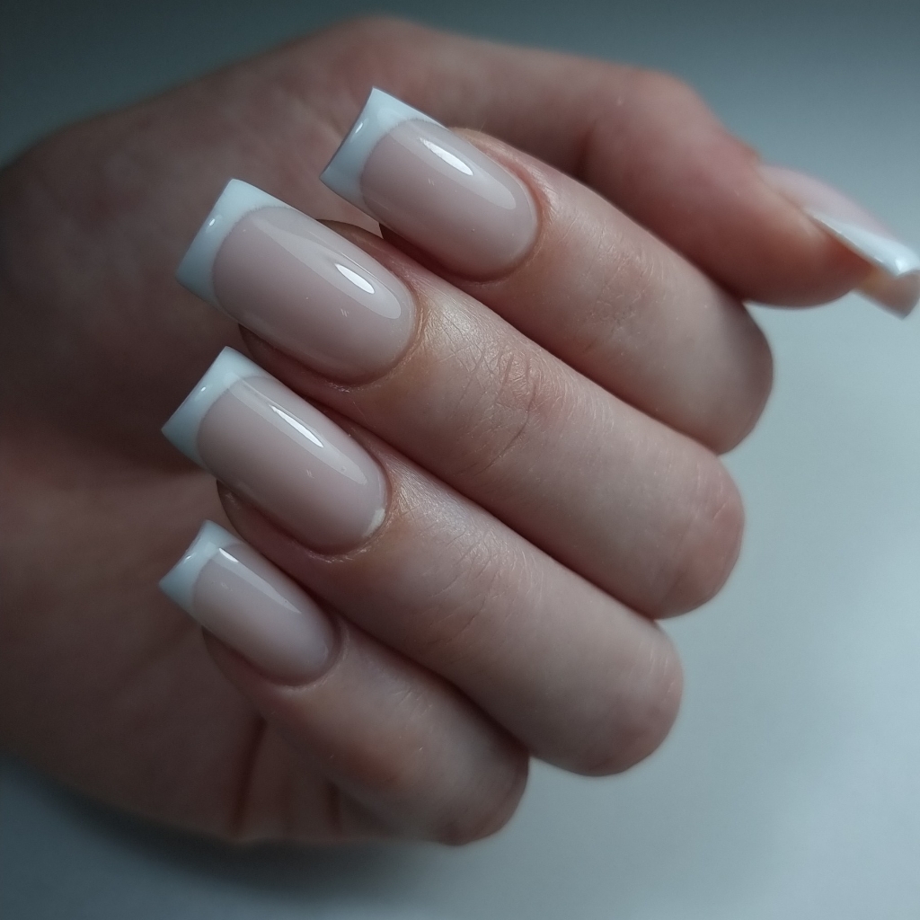 Наращивание и коррекция френч, длина 2