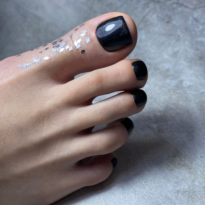 Педикюр с покрытием под ключ (снятие в подарок )