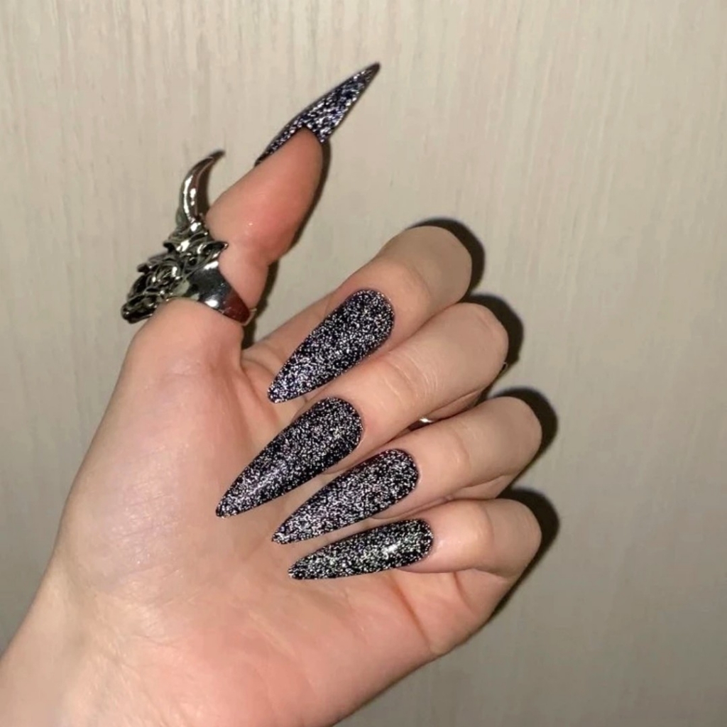 Наращивание ногтей