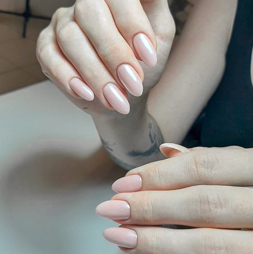 Маникюр с покрытием гель-лак