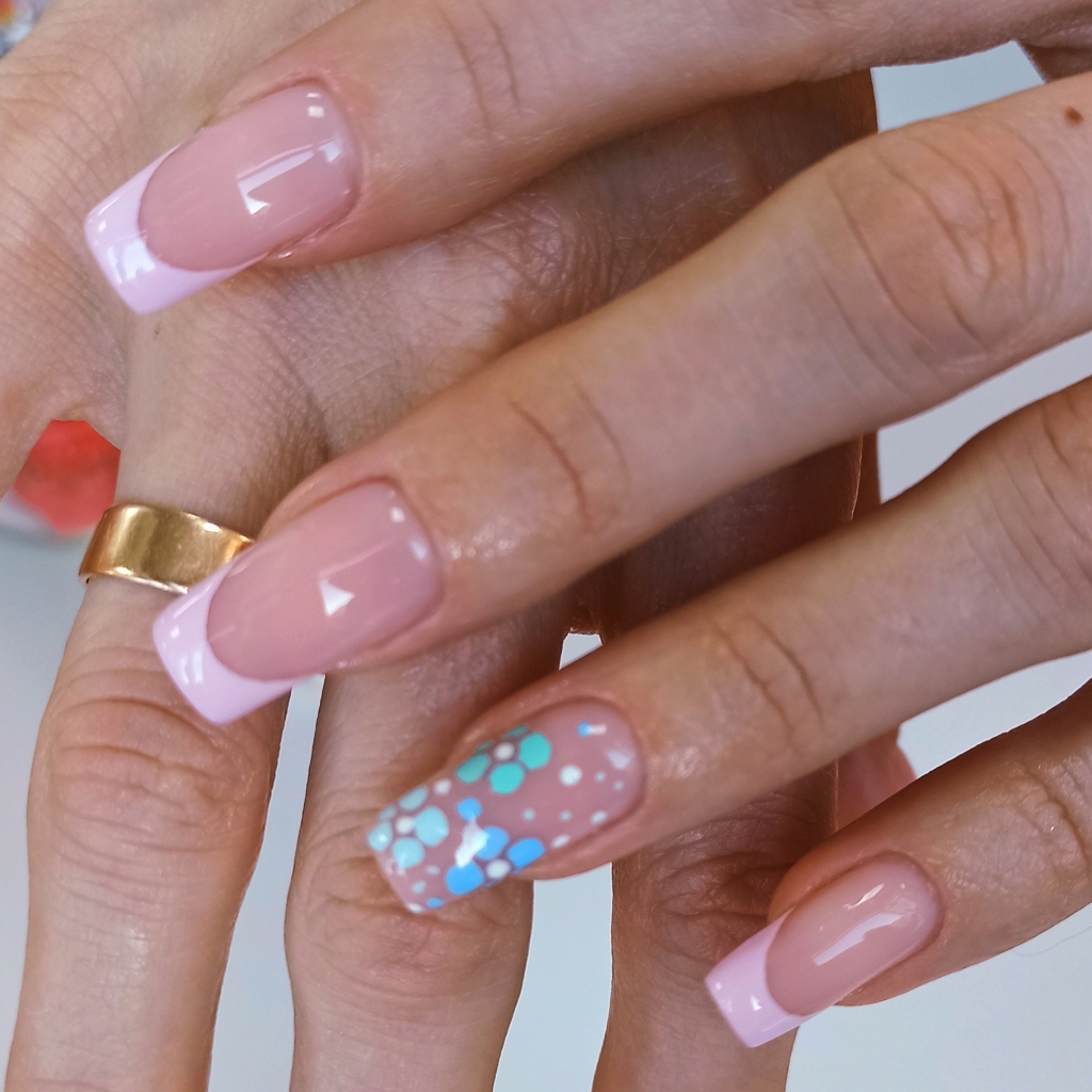 дизайн французский маникюр