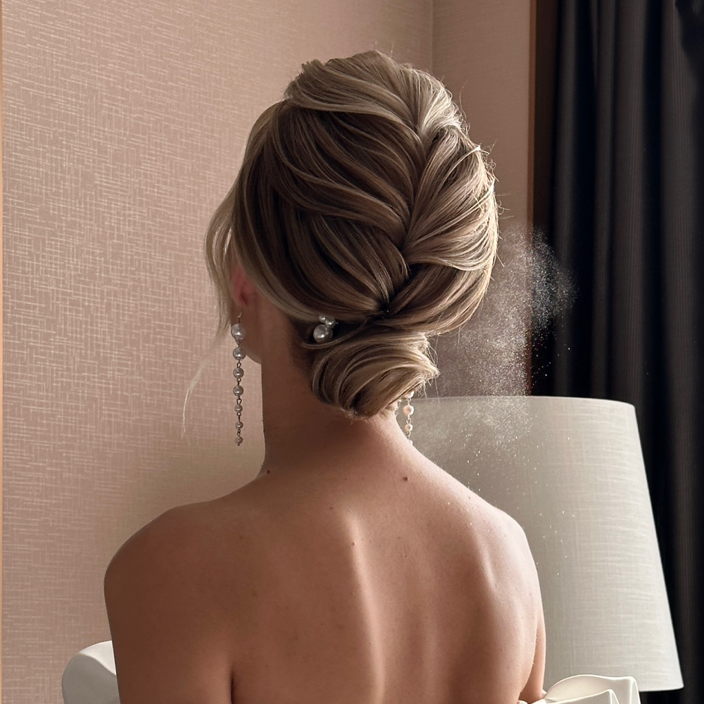Свадебная прическа