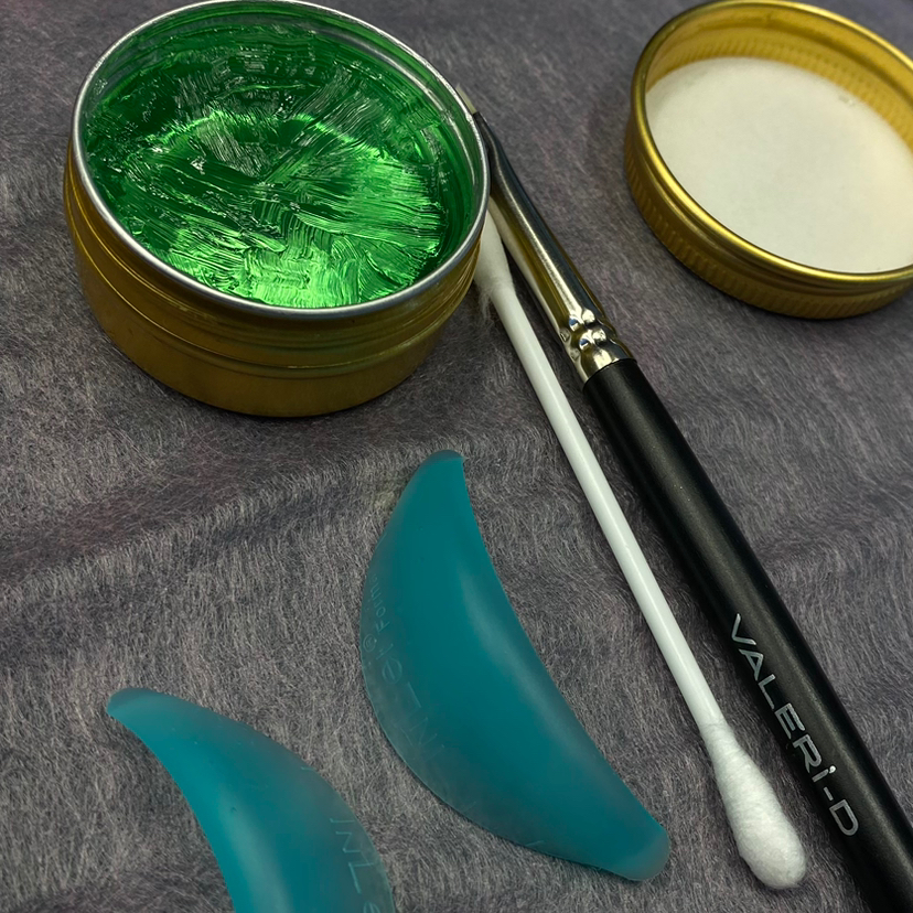 КОМПЛЕКС: Оформление бровей+Ламинирование ресниц