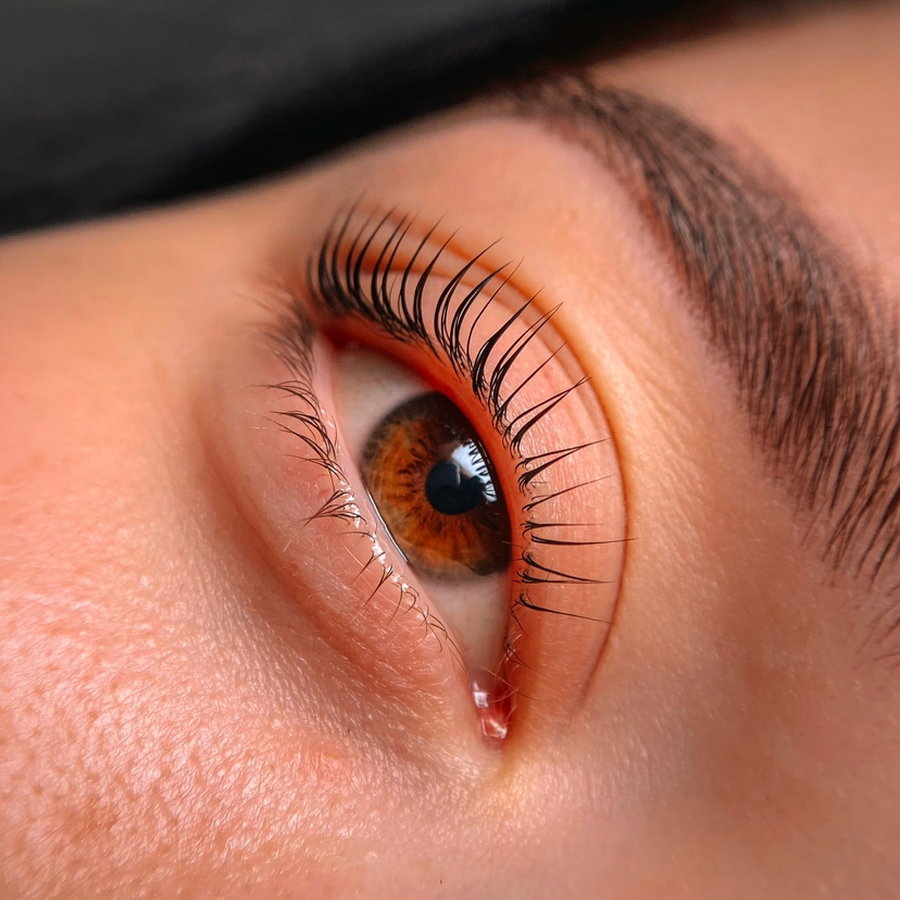 Ламинирование ресниц (с 2-мя этапами ухода)