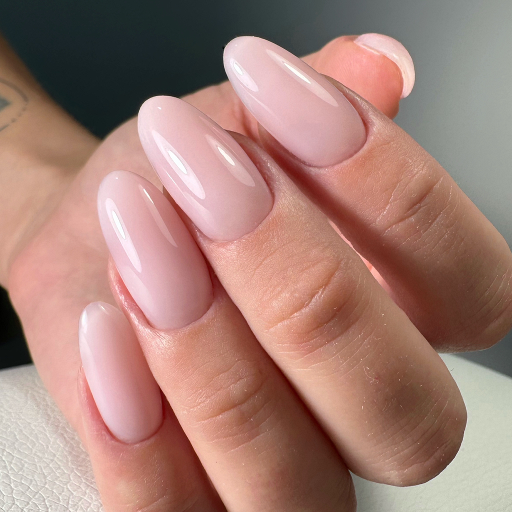 Nail extensions on gel tips