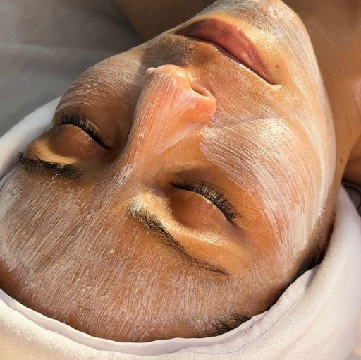 Атравматическая чистка лица, без механического применения