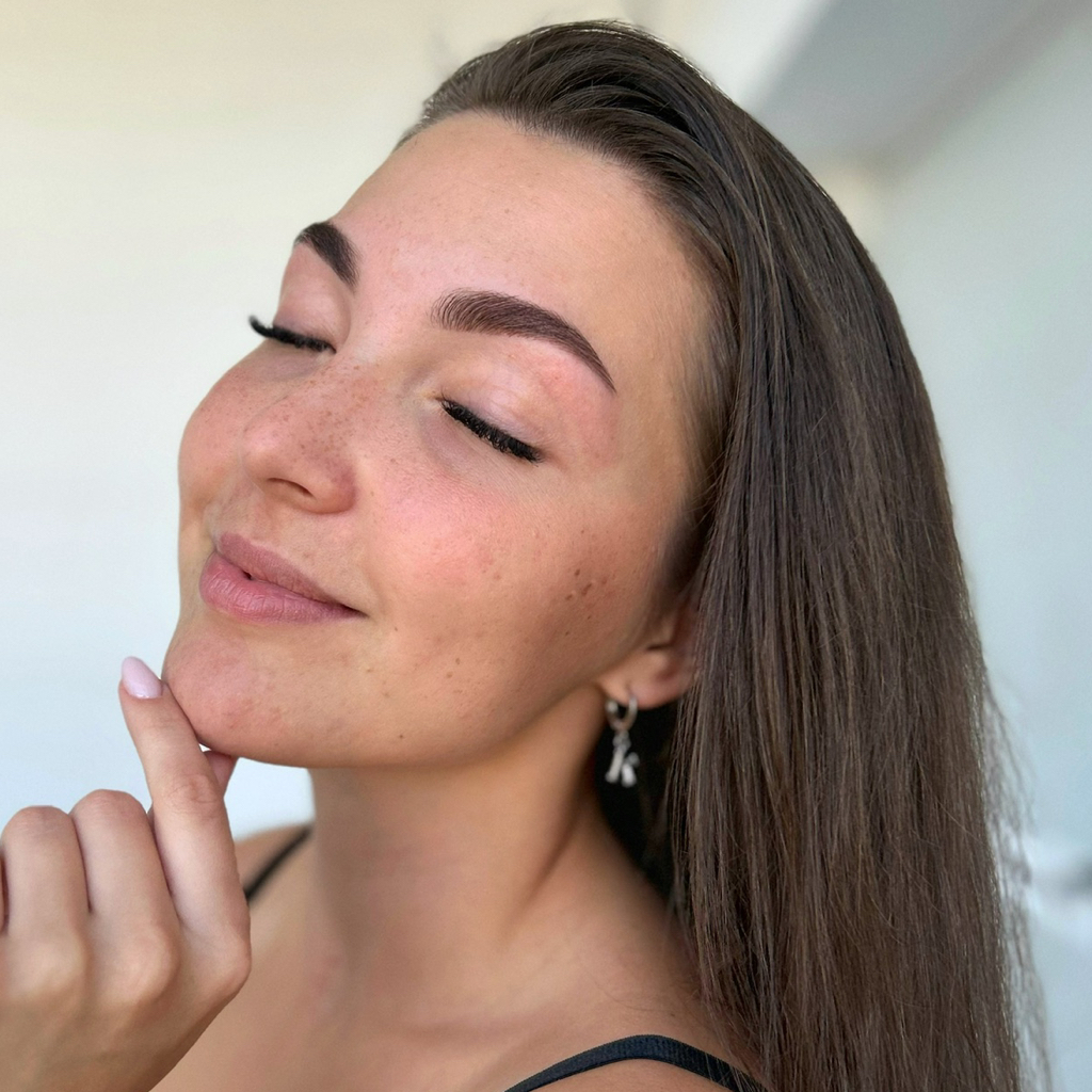 Окрашивание бровей краской + коррекция