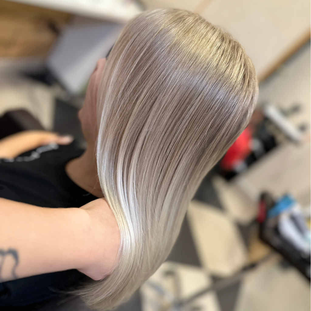 Окрашивание мелирование ( длинные волосы)