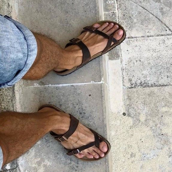 Мужской педикюр