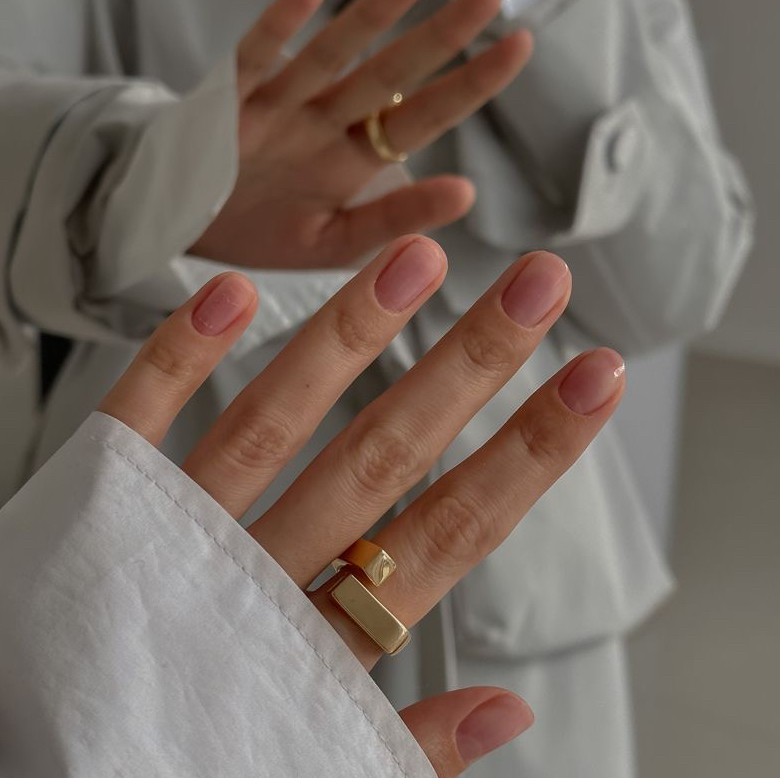 Покрытие лаком