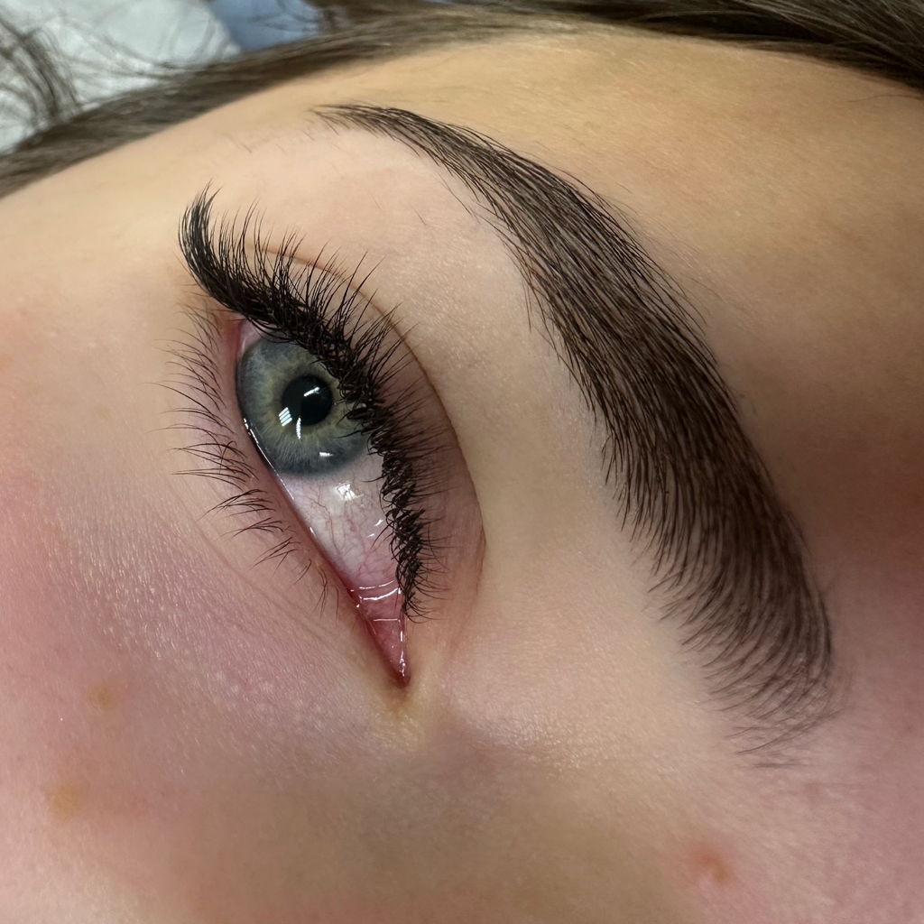 Наращивание ресниц 1.5D